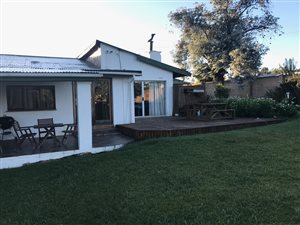 9 Bed House in Harding