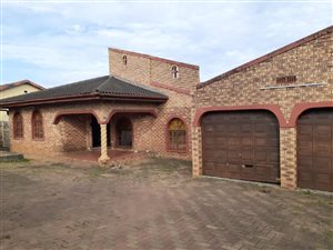 4 Bed House in Ottawa