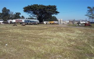 2.6 ha Land available in Cato Ridge