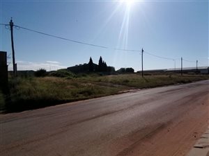 919 m² Land available in Sasolburg