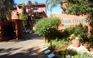 2 Bedroom Townhouse in Buurendal