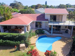 3 Bed House in Uvongo