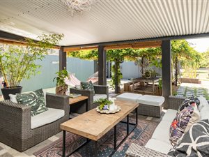 5 Bed House in Bergvliet