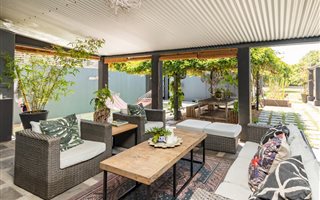5 Bedroom House in Bergvliet