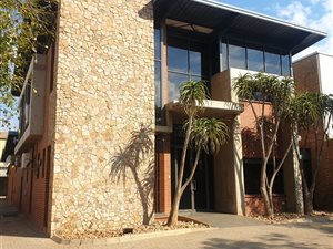 525 m² Commercial space in Hatfield