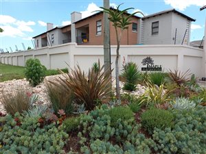 2 Bed Townhouse in Pomona