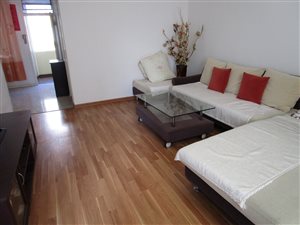 2.5 Bed Apartment in Bedford Gardens