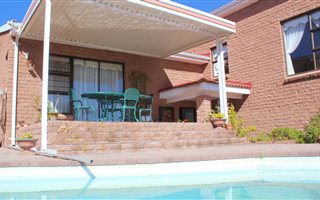 3 Bedroom House in Myburgh Park