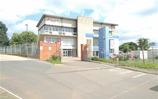 131 m² Commercial space in Waterfall