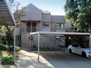 2 Bed Townhouse in Garsfontein