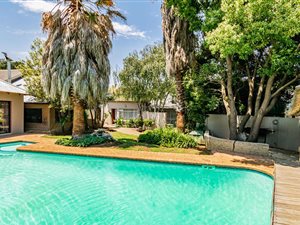 15 Bed House in Beyers Park