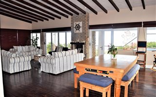 4 Bedroom House in Kommetjie