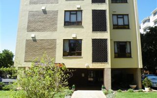 3 Bedroom Apartment in Harfield Village