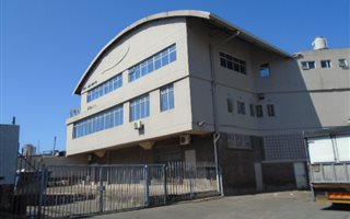 3395 m² Industrial space in Bonela