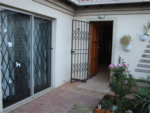 3 Bed House in Rayton