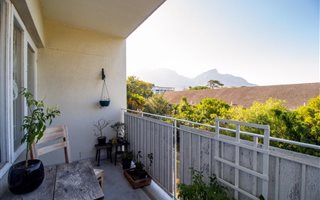 2 Bedroom Apartment in Kenilworth