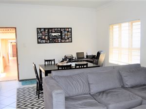 2 Bed Apartment in Boardwalk