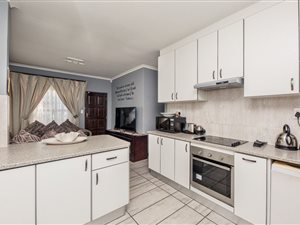 3 Bed House in Victoria Park