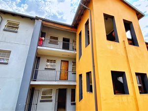 2 Bed Apartment in Tembisa