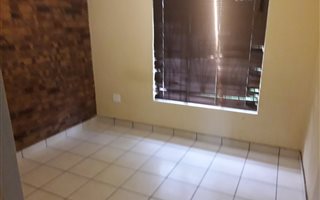 3 Bedroom House in Riamarpark
