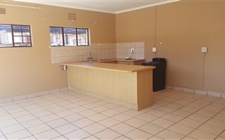 2 Bedroom Townhouse in Lydenburg