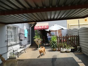 1 Bed Garden Cottage in Primrose