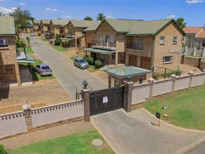 3 Bed House in Oakdene