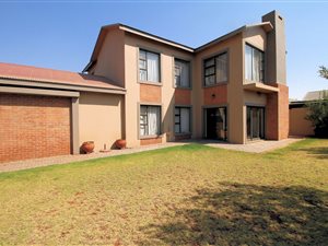 3 Bed House in Midstream Estate