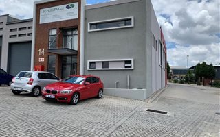 554 m² Industrial space in Olivedale