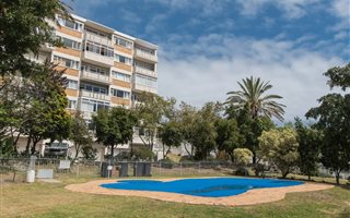 2 Bedroom Apartment in Green Point
