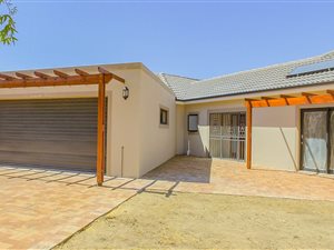 3 Bedroom House in Durbanville Central