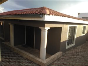 3 Bed House in Kaalfontein