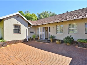 4 Bed House in Randpark Ridge