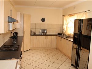 4 Bed House in Wolmer