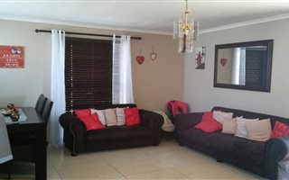 3 Bedroom House in Strandfontein