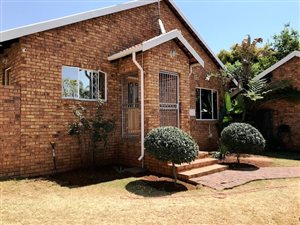 3 Bed House in Highveld
