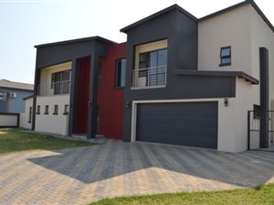 3 Bed House in Zambezi Manor Estate
