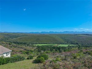 854 m² Land available in Baron View