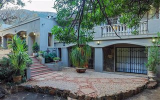 780 m² Farm in Melodie
