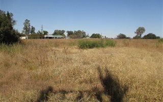 496 m² Land available in Henley on Klip