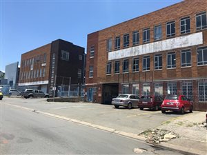 3000 m² Industrial space in Kew