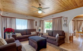 4 Bedroom House in Illovo Glen