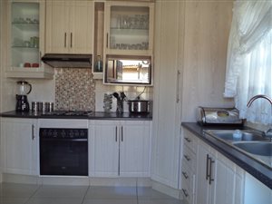 3 Bed House in Tsakane