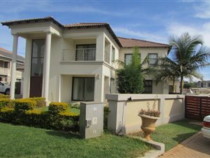 4 Bed House in Monavoni