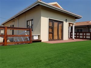 3 Bed House in Newlands West