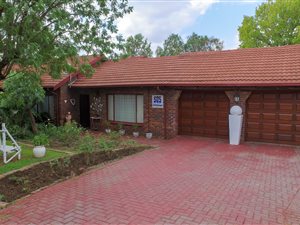 4 Bed House in Mulbarton