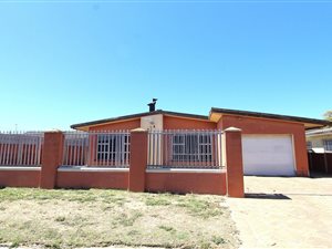 3 Bed House in Eikendal