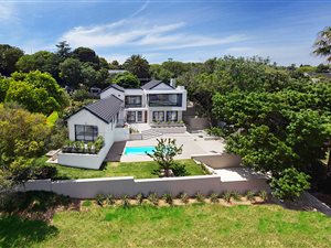 4 Bed House in Welgemoed