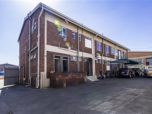 1969 m² Office Space in Booysens