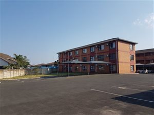 2 Bed Apartment in Arboretum